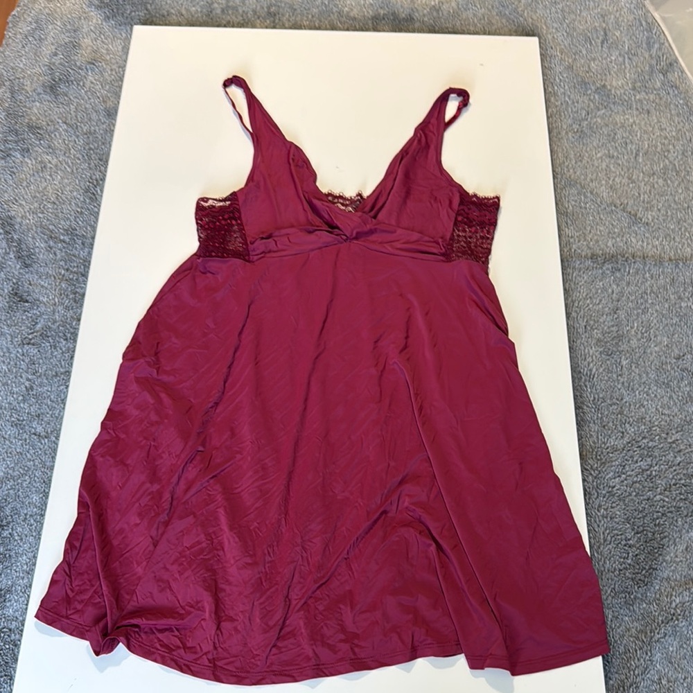 Large Elegant Lace Trim Burgundy Nightgown